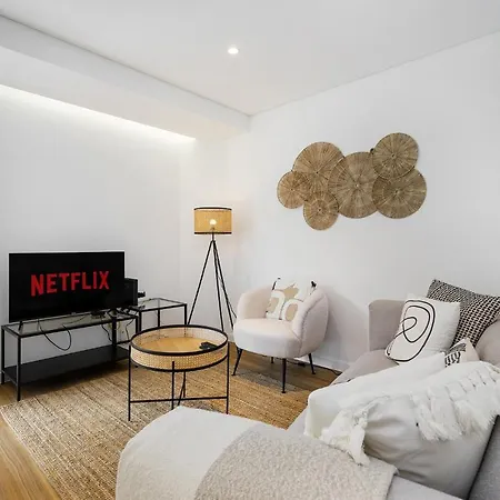 Whome Chic & Stylish Retreat In Estoril'S Finest Location Exterior photo