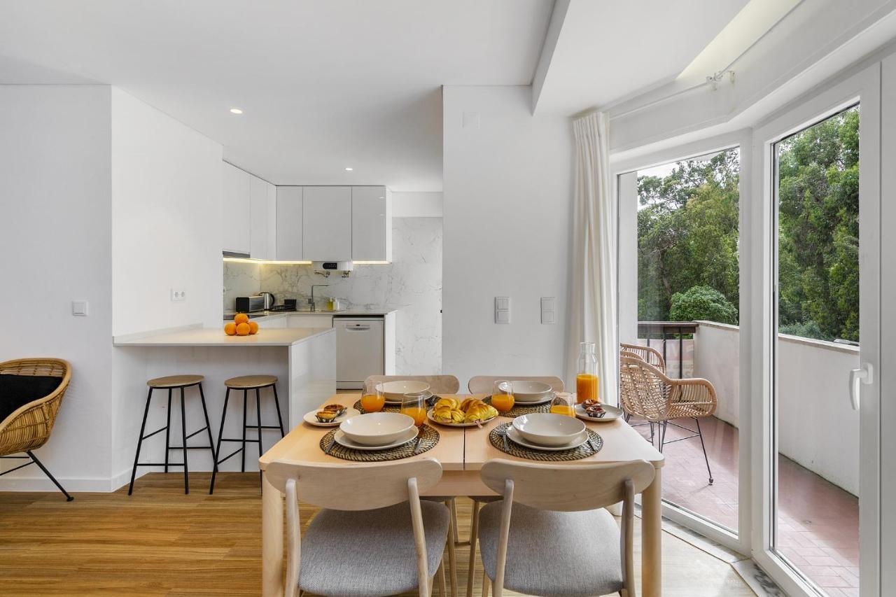 Apartment Whome Chic & Stylish Retreat In Estoril's Finest Location