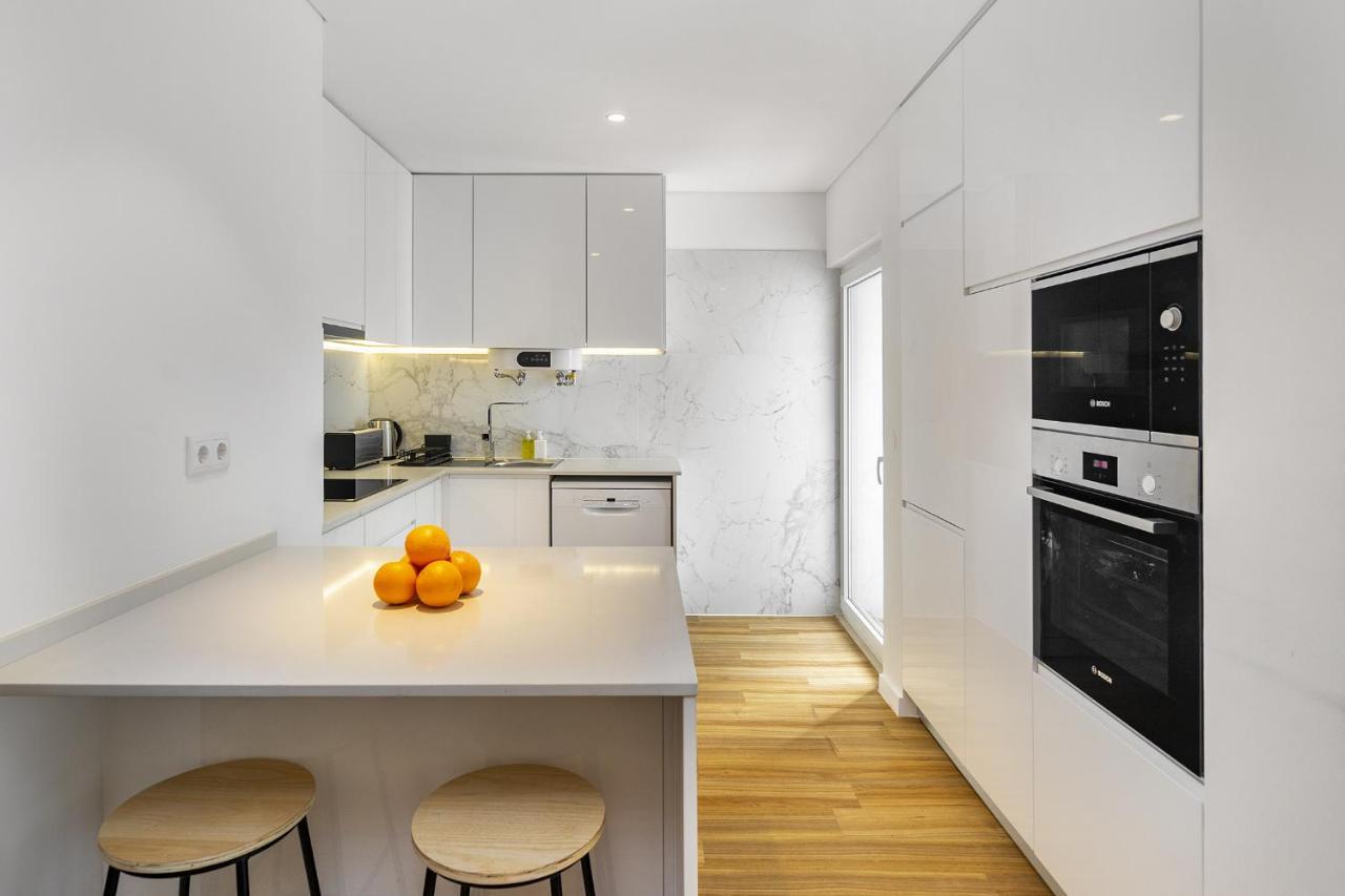 Whome Chic & Stylish Retreat In Estoril's Finest Location Estoril
