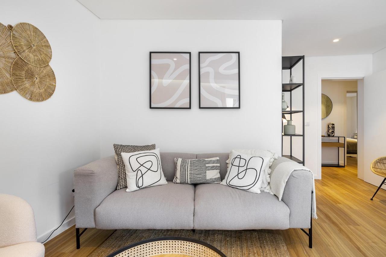 Apartment Whome Chic & Stylish Retreat In Estoril's Finest Location