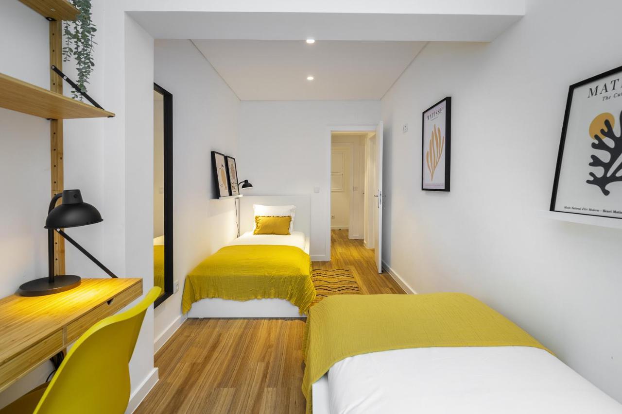 Whome Chic & Stylish Retreat In Estoril's Finest Location Estoril